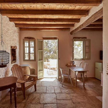 Nature Eco Living Serifos Livadi  Luaran gambar